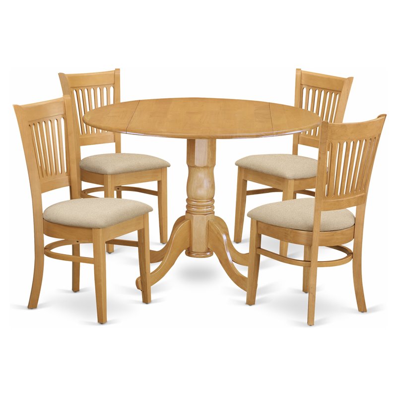 Pemberly Row Traditional 5-piece Wood Table and Dining Chairs in Oak
