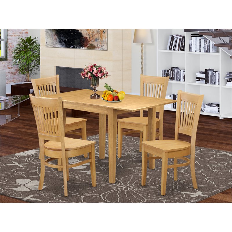 Pemberly Row 5-piece Traditional Wood Dining Room Table Set in Oak