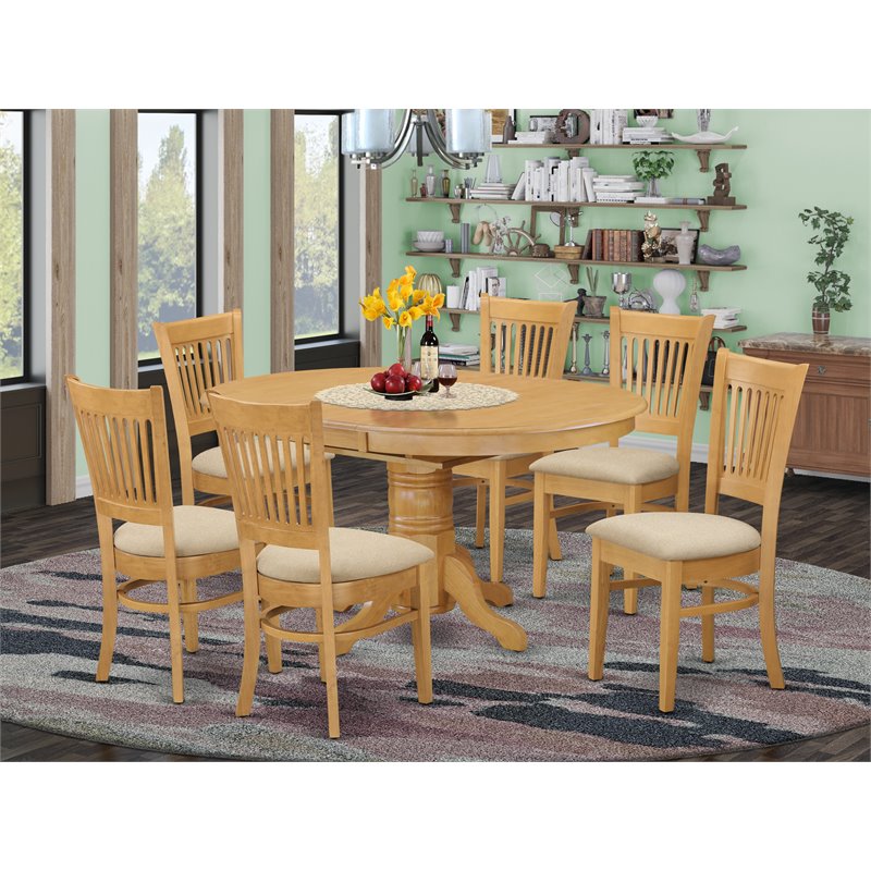 Pemberly Row Traditional 7-piece Wood Table and Dining Chairs in Oak