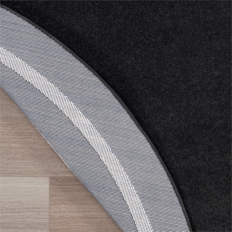 Pemberly Row 4' Round Black Ivory Contemporary Indoor/Outdoor Rug