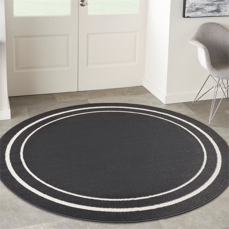 Pemberly Row 4' Round Black Ivory Contemporary Indoor/Outdoor Rug