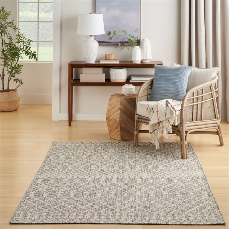 Pemberly Row Modern / Contemporary 7'x10' Fabric Light Gray Area Rug
