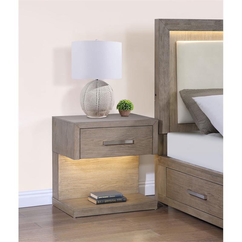 Pemberly Row Set of 4 Eastern King Panel Platform Bed & Dresser & Nightstands