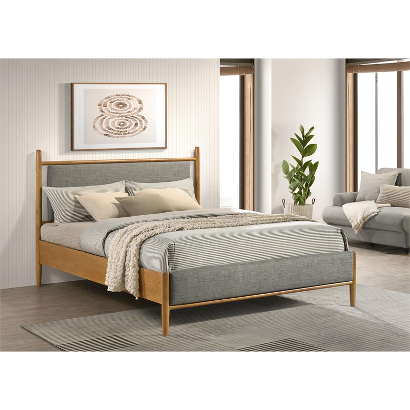 Pemberly Row Set of 4 Queen Panel Platform Bed & Dresser w/ Mirror & Nightstands