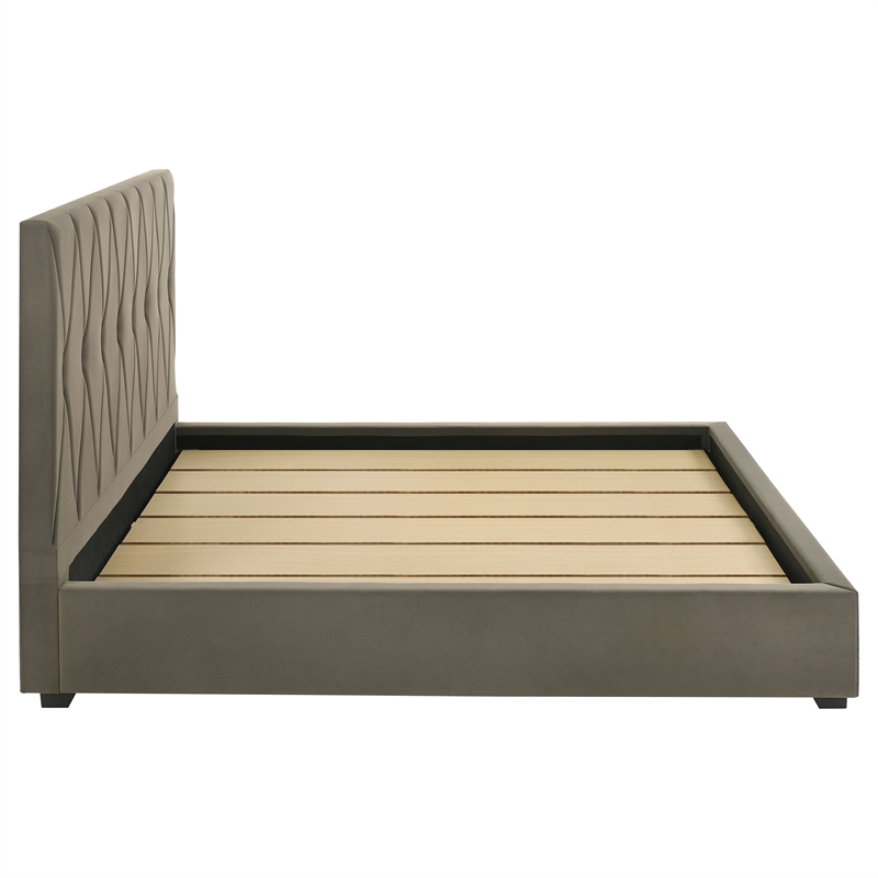 Pemberly Row Set of 4 Eastern King Panel Platform Bed & Dresser & Nightstands
