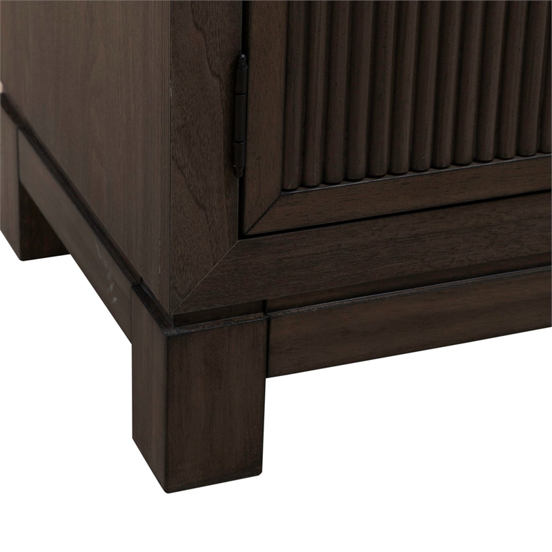 Pemberly Row Set of 4 Queen Upholstered Bed & Dresser & Chests