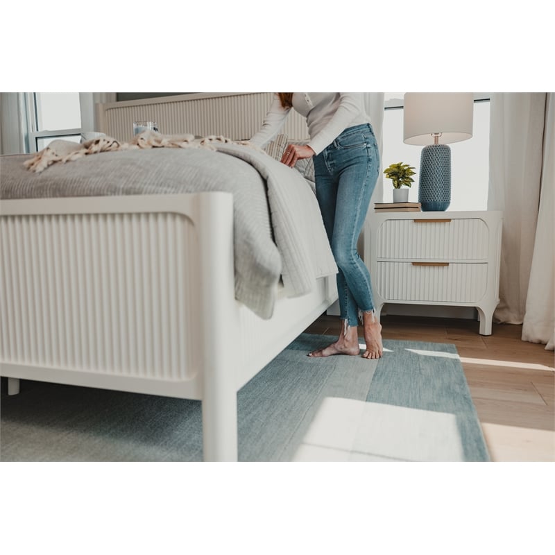 Pemberly Row Contemporary Solid Wood King Bed in White Finish