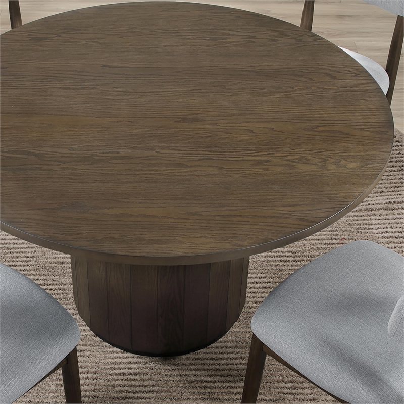 Pemberly Row Contemporary 5-Piece 52