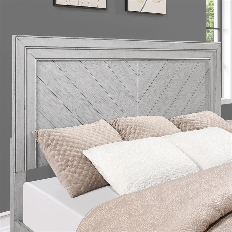 Pemberly Row Engineered Wood Modern / Contemporary Queen Bed in Gray