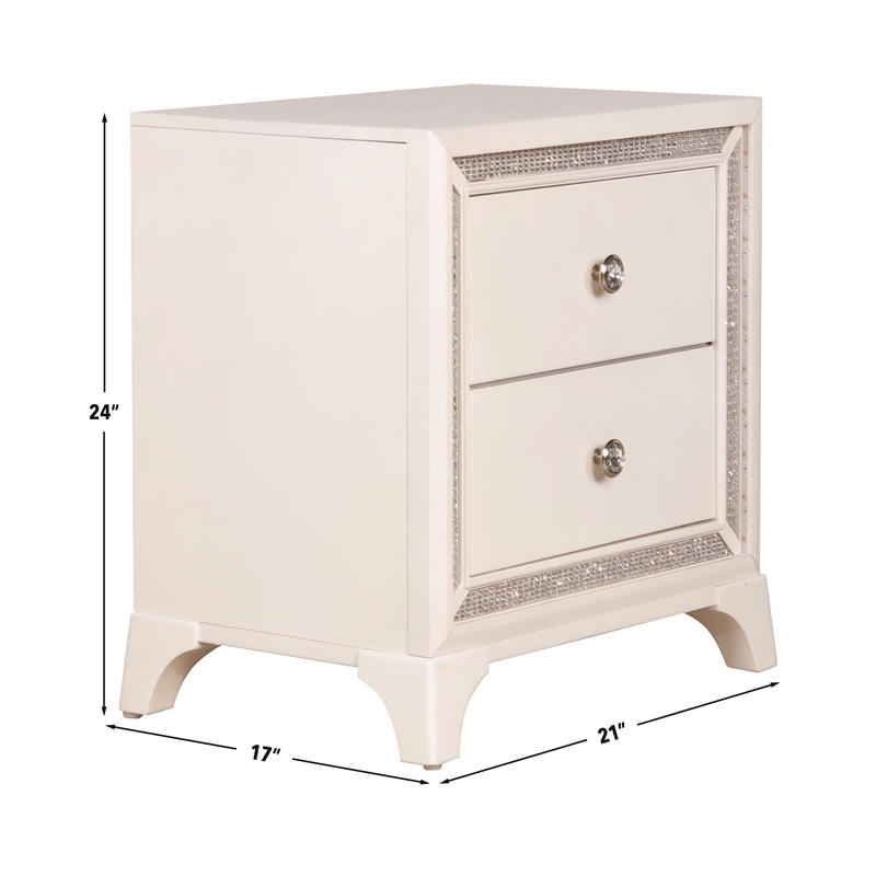 Pemberly Row Contemporary 4-Piece Queen Bedroom Set in Off White