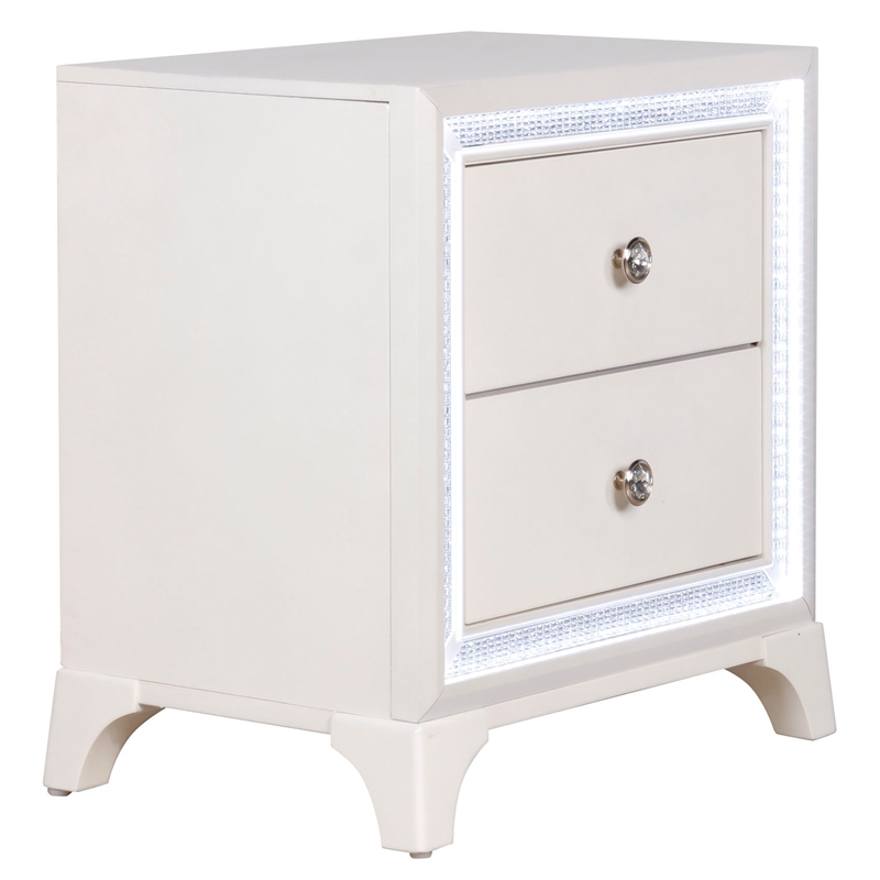 Pemberly Row Contemporary 4-Piece Queen Bedroom Set in Off White
