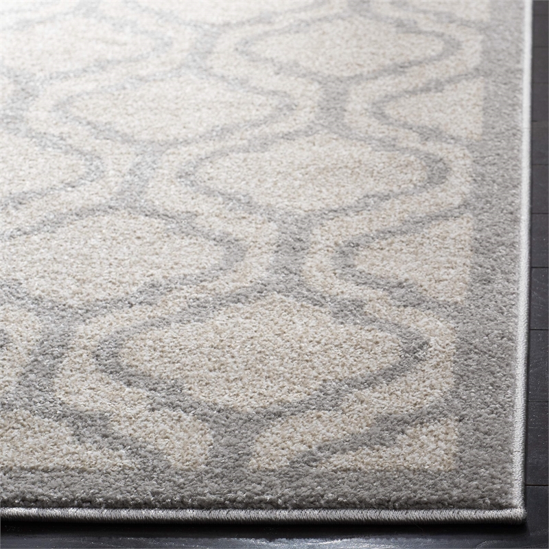 Pemberly Row 5' x 8' Area Rug in Ivory/Light Gray for Any Room