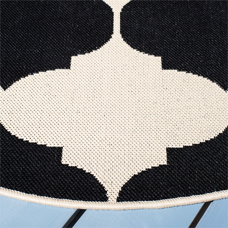 Pemberly Row Contemporary Beige Indoor Outdoor Rug in Round 5'3