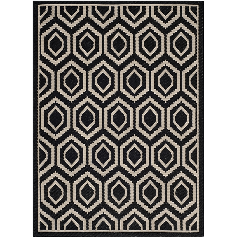 Pemberly Row Polypropylene Black Indoor Outdoor Rug - 4' x 5'7