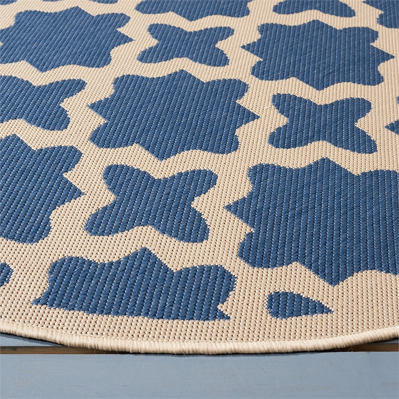 Pemberly Row Polypropylene Blue Indoor Outdoor Rug - Round 7'10