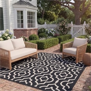Pemberly Row Polypropylene Black Indoor Outdoor Rug - 8' x 11'