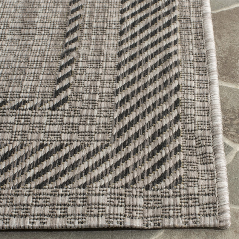 Pemberly Row Polypropylene Beige Indoor Outdoor Rug - 53 x 77