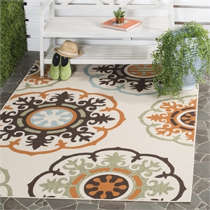 Pemberly Row Polypropylene Cream Indoor Outdoor Rug - 4' x 5'7&quot