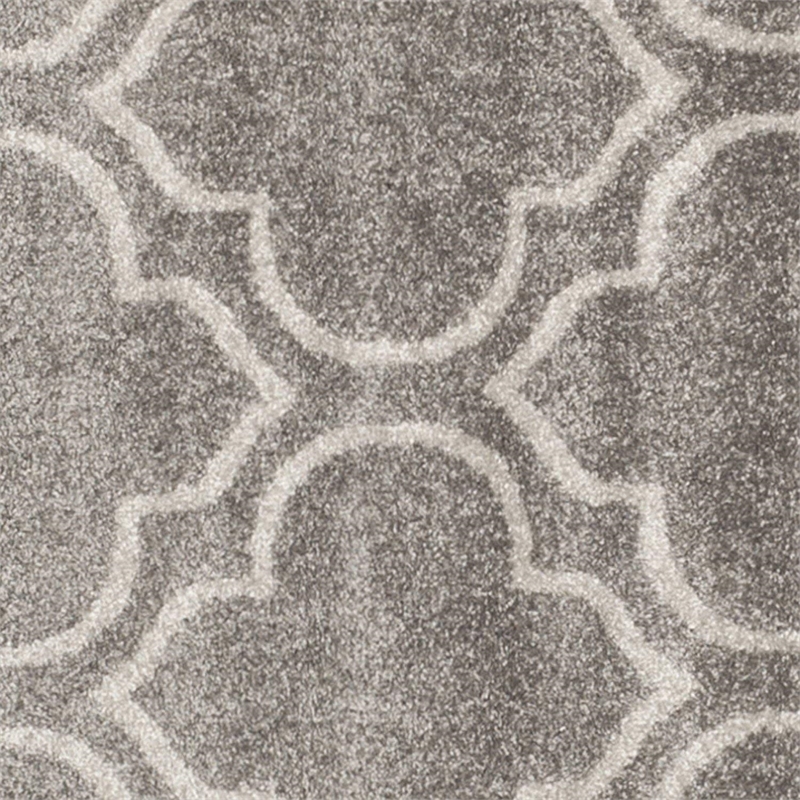 Pemberly Row Polypropylene Grey Indoor Outdoor Rug - Round 7'
