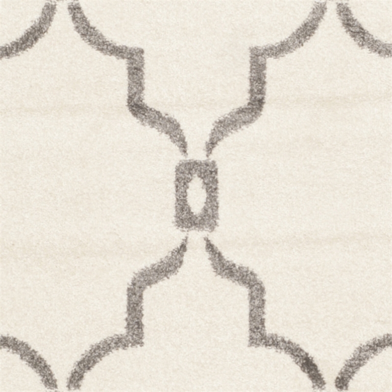 Pemberly Row Polypropylene Ivory Indoor Outdoor Rug - 8' x 10'