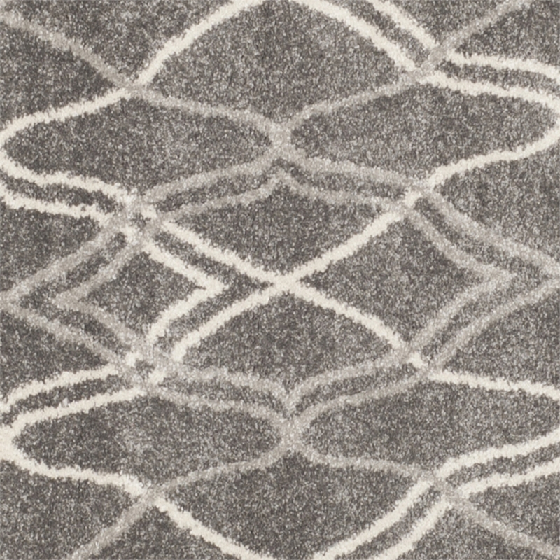 Pemberly Row Polypropylene Grey Indoor Outdoor Rug - Round 7'