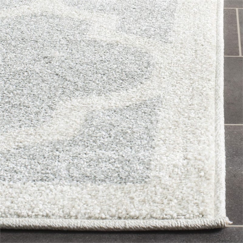 Pemberly Row Polypropylene Light Grey Indoor Outdoor Rug - Square 9'