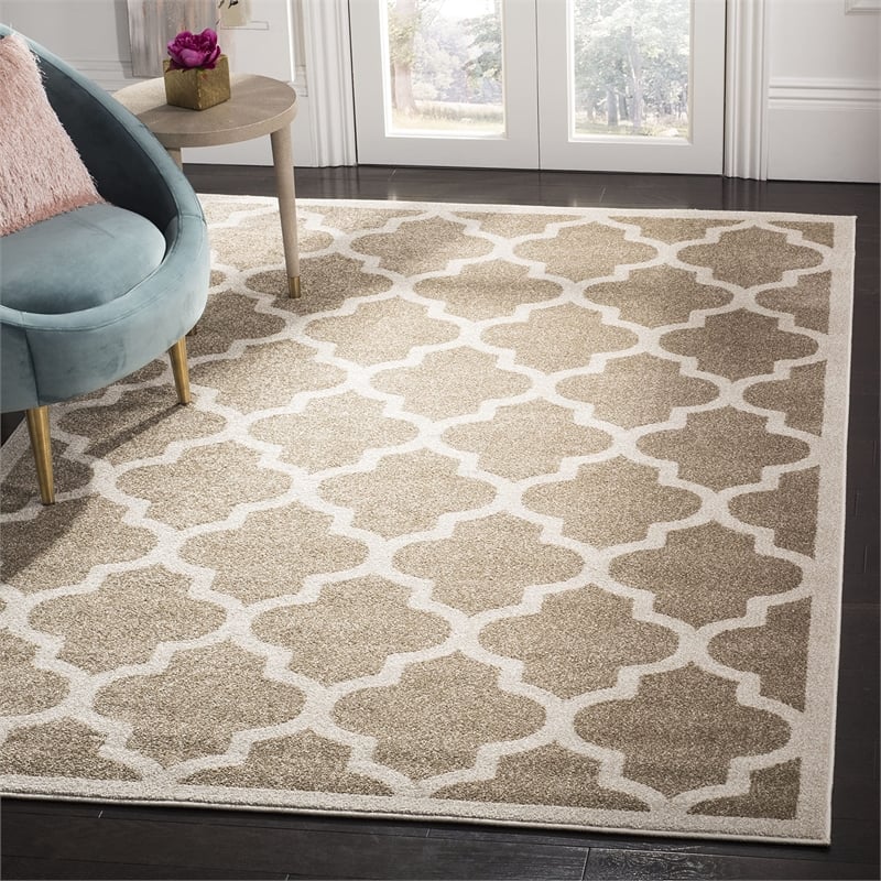 Pemberly Row Polypropylene Wheat Indoor Outdoor Rug - 4' x 6'