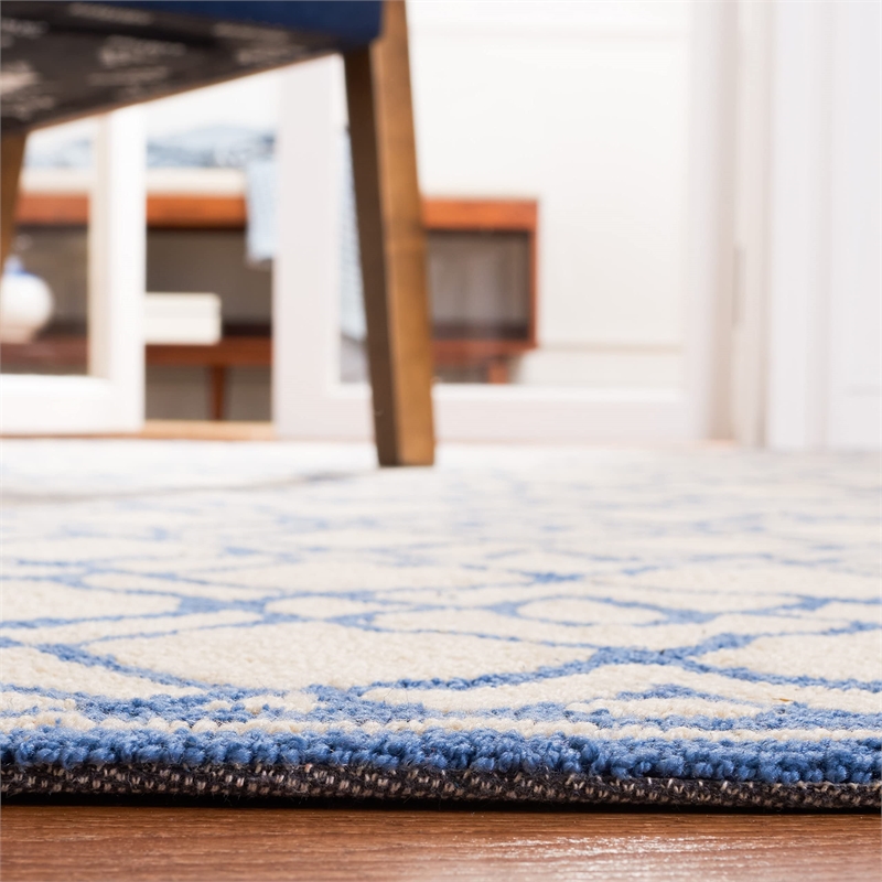 Pemberly Row Contemporary Polypropylene 8' X 10' Rug in Ivory Blue