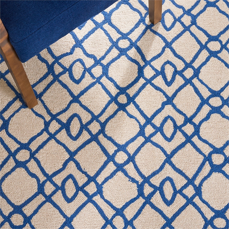Pemberly Row Contemporary Polypropylene 8' X 10' Rug in Ivory Blue