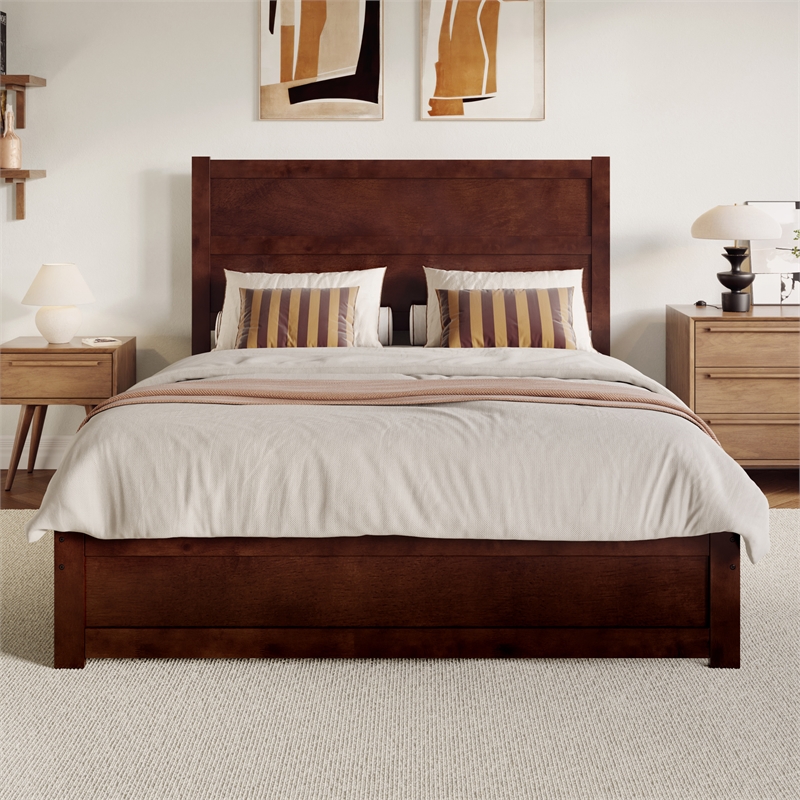 Pemberly Row Queen Platform Bed with Footboard and Drawers in Walnut