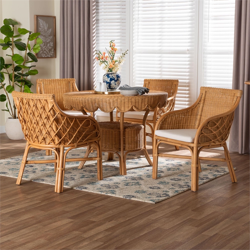 Pemberly Row Natural Rattan 5-Piece Dining Set with Scalloped Round Table