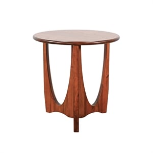 Pemberly Row Round Top Chairside Table with U-Shaped Legs in Cinnamon