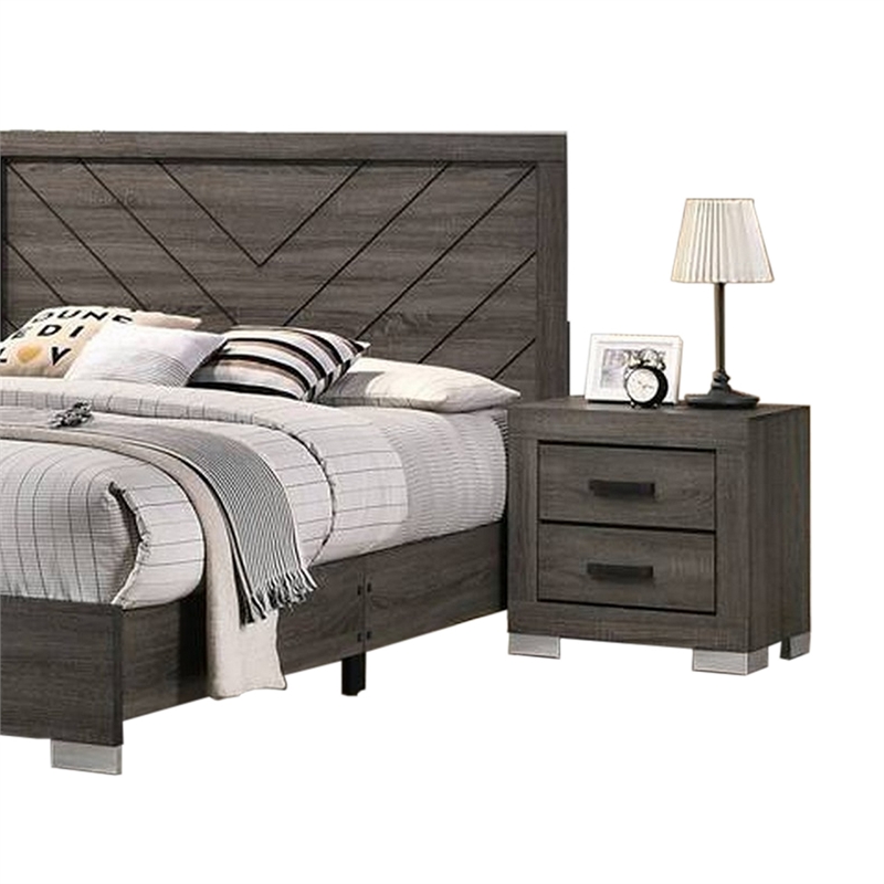 Pemberly Row Queen Bed with Carved Headboard and Block Legs in Taupe Brown
