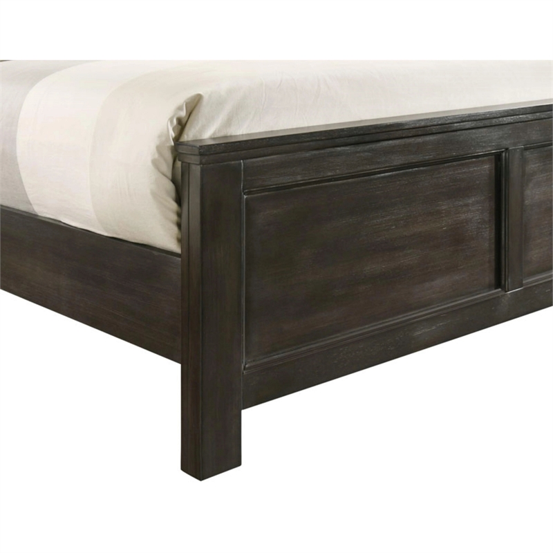 Pemberly Row Full Bed with Carved Panel Design in Nutmeg Brown Rubberwood