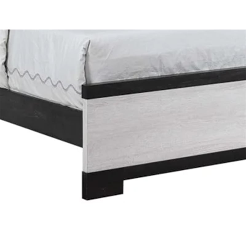 Pemberly Row Queen Panel Bed with Horizontal Trim Lines White Grained Wood