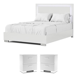 Pemberly Row White Bedroom Set with 2 Nightstands and Queen Bed