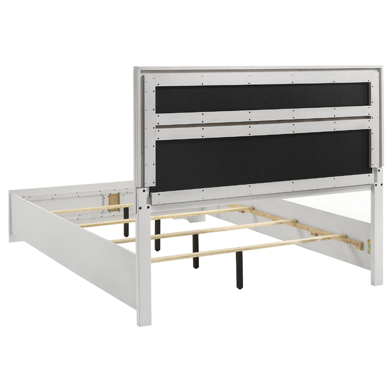 Pemberly Row 5 Piece Queen Bedroom Set with Glitter Accent in White