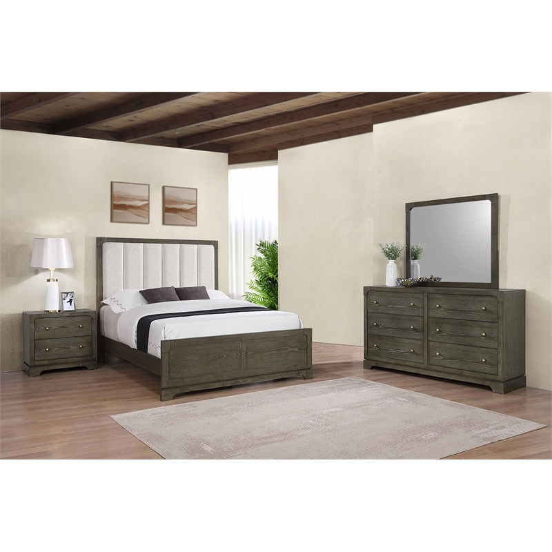 Pemberly Row 4-Piece California King Panel Set in Dark Cocoa