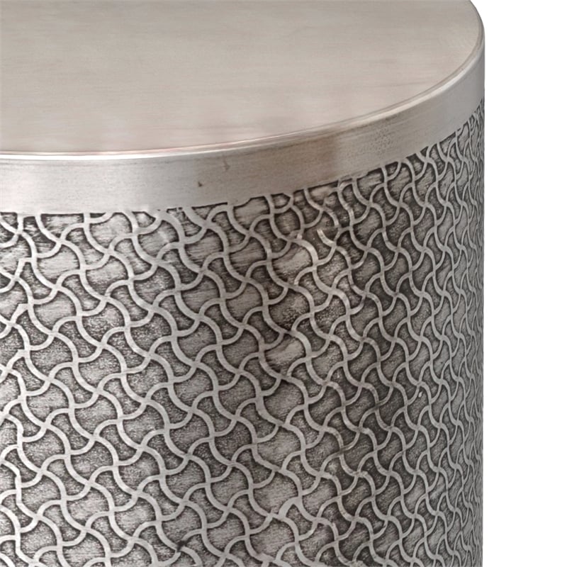 Pemberly Row Johnsen 18 in Metal Accent Table with Web Pattern in Silver