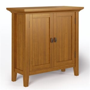 Pemberly Row Wood 32&quot Transitional Low Cabinet in Light Golden Brown