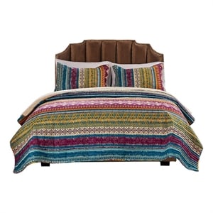 Pemberly Row Twin Quilt Set with Pillow Sham in Tribal Print Multicolor