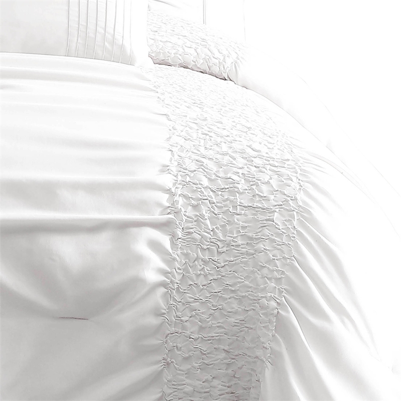 Pemberly Row 4-Piece Twin Comforter Set with Ruching 86 x 68 in White