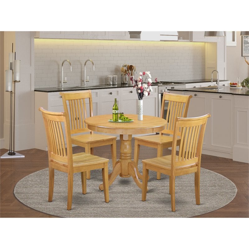 Pemberly Row Antique 5-Piece Wood Round Dining Set with Side Chairs in Oak