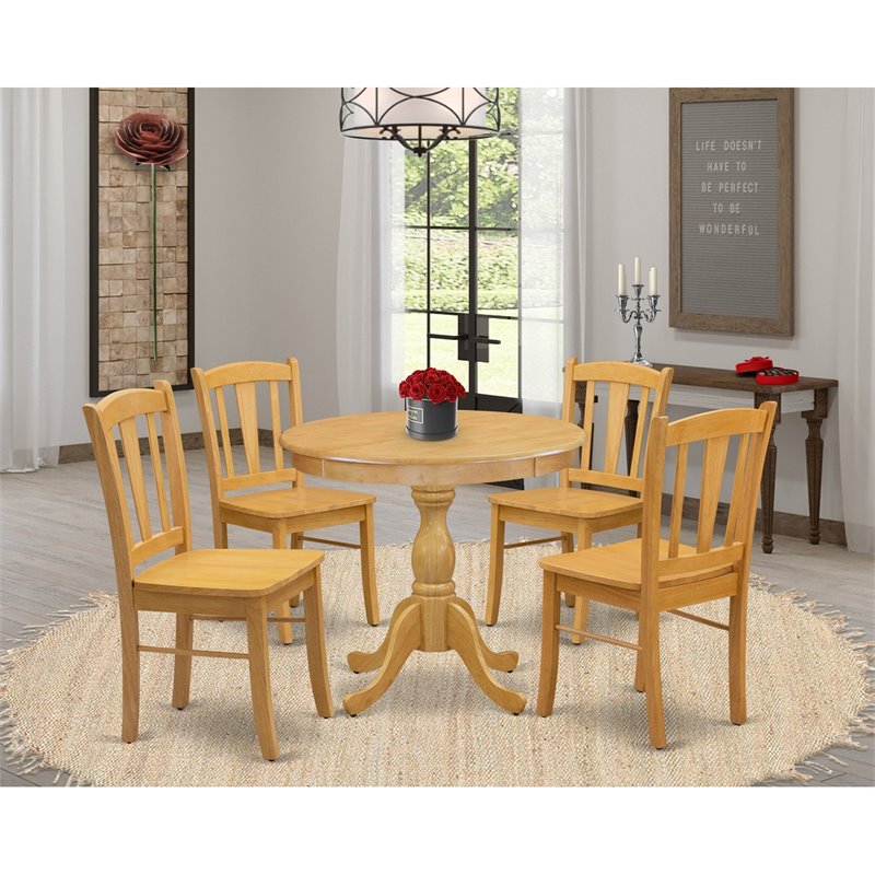 Pemberly Row 5-Piece Wooden Dining Set with Round Table in Oak Finish