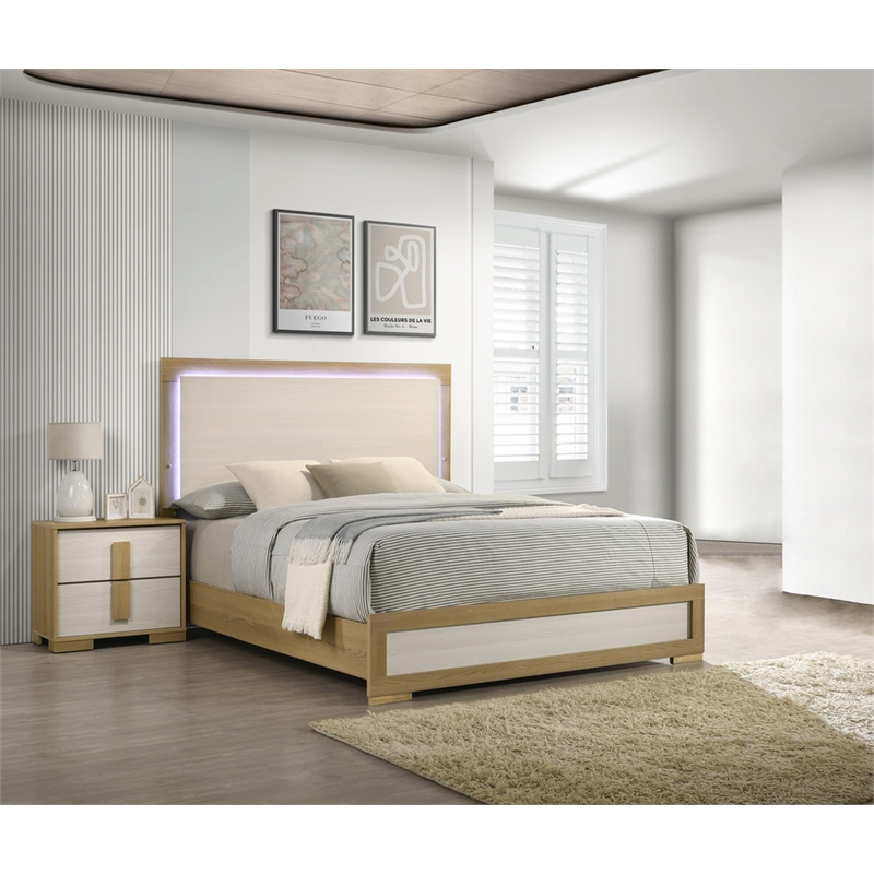 Pemberly Row Queen 2-Piece Bedroom Set with LED Headboard in Natural/White