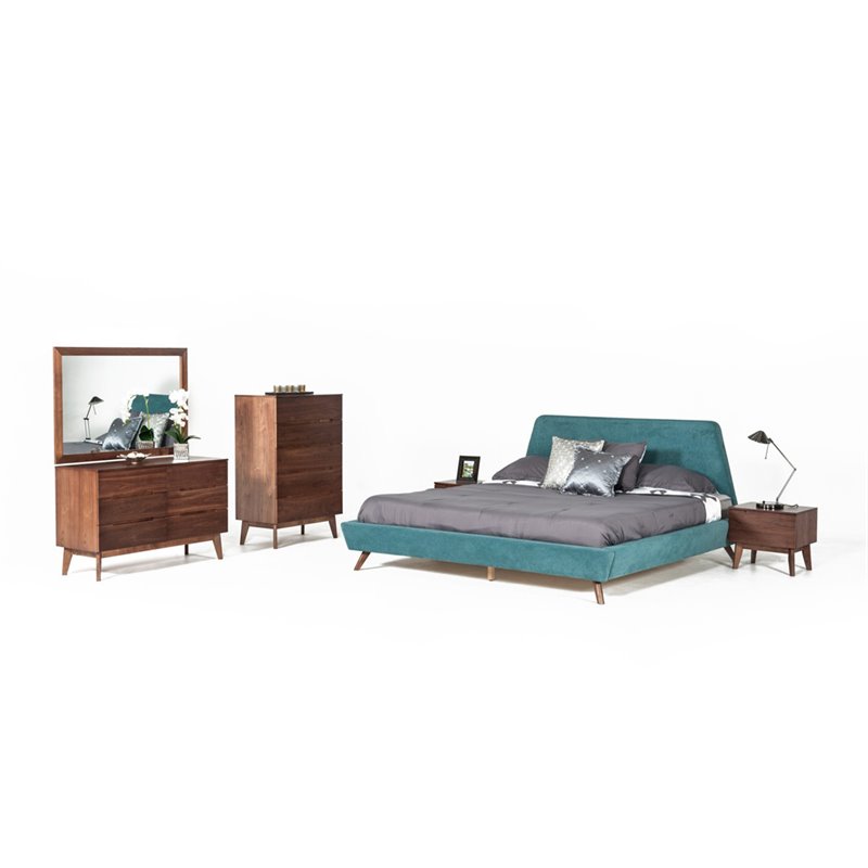 Pemberly Row Mid-Century Veneer and Rubberwood 5-Drawer Chest in Walnut