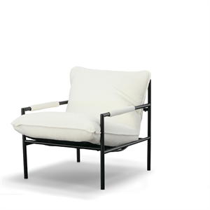 Pemberly Row Calumet Upholstered Fabric Accent Chair in White