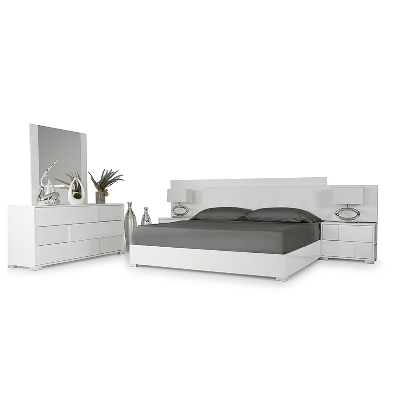 Pemberly Row 3-Drawer Self Closing Modern MDF Wood Dresser in White