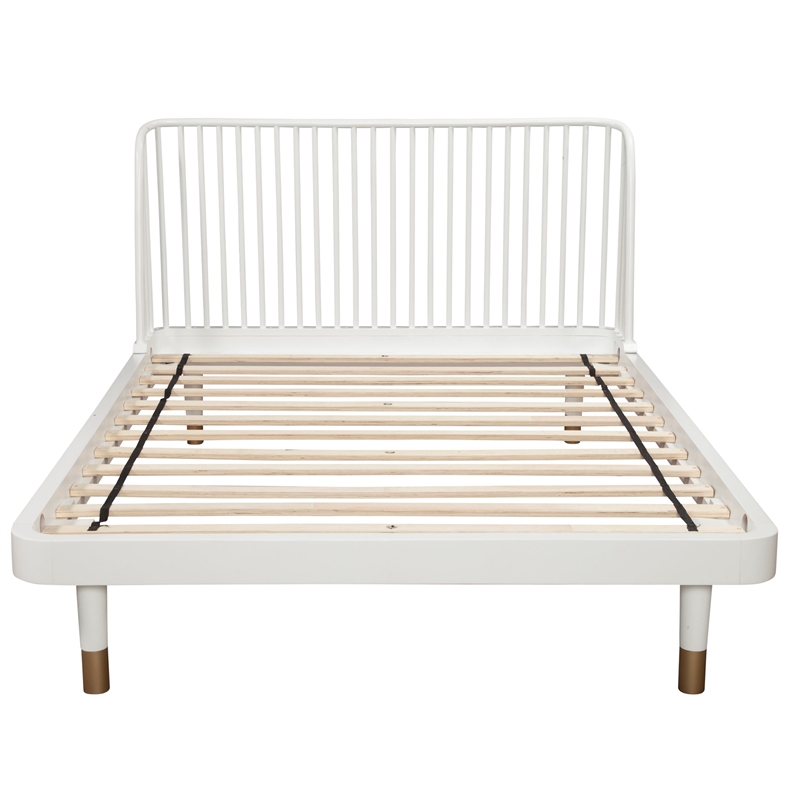 Pemberly Row Madelyn Queen Slat Back Wood Platform Bed in White