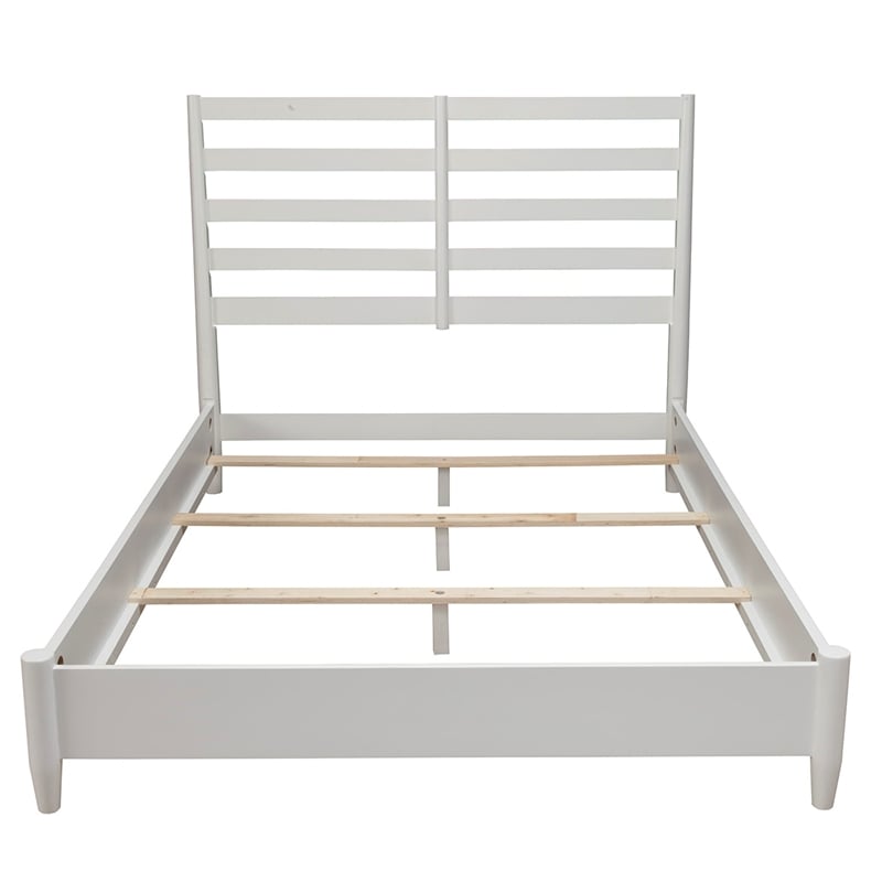 Pemberly Row Standard King Wood Bed in White with Slat Back Headboard